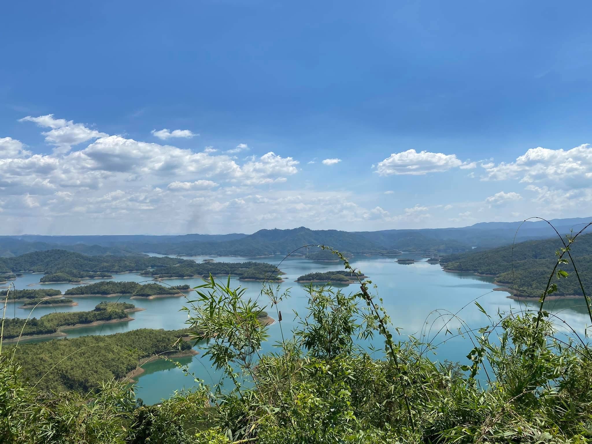 Cảnh quan đẹp phù hợp nghỉ dưỡng tại Tà Đùng